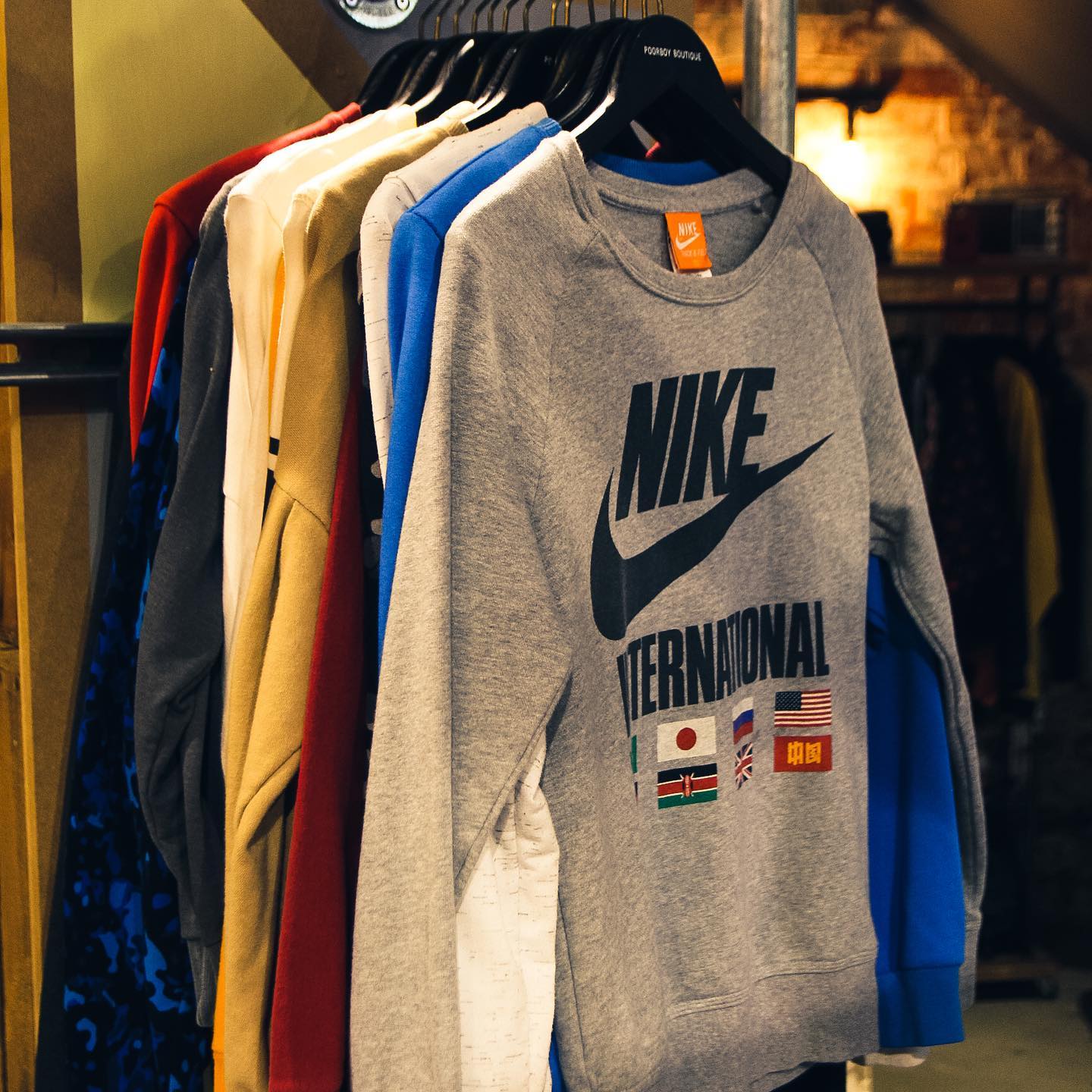 vintage clothing shop, vintage clothing online store, retro clothing uk