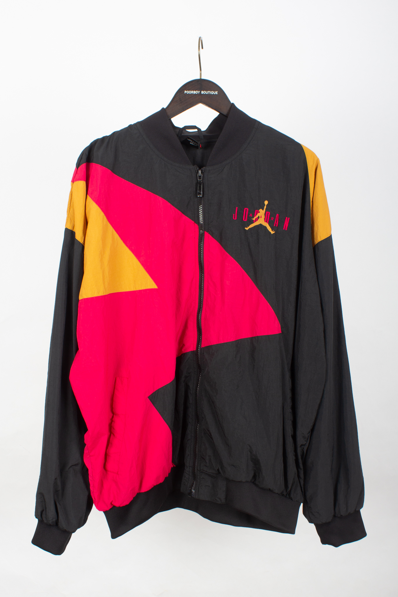 Black and red jordan windbreaker hot sale