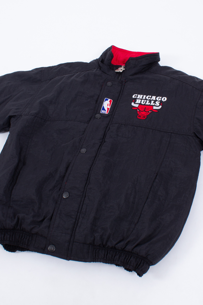 Black chicago bulls starter jacket clearance
